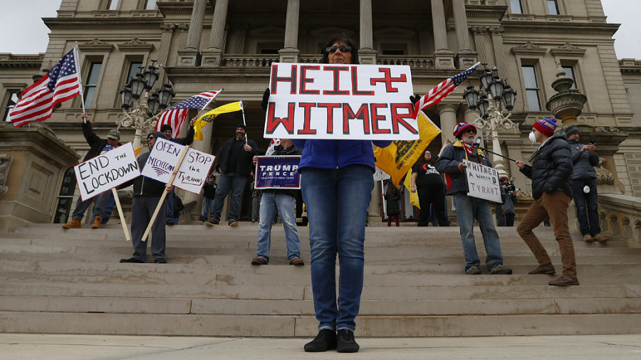 Gretchen Whitmer protesters 