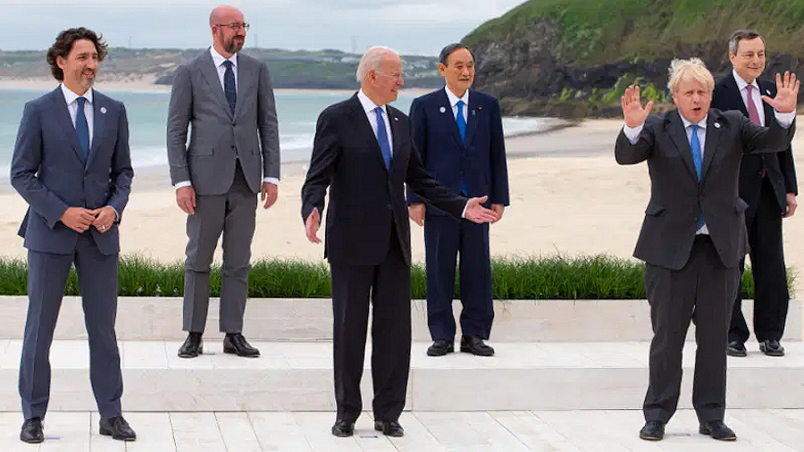 g7 green screen moments