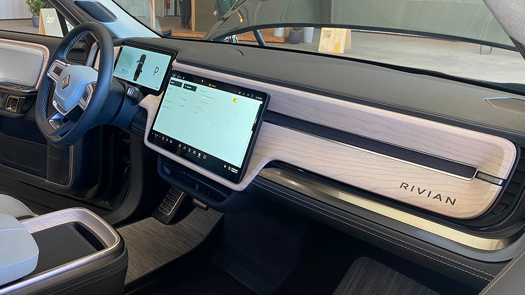 Rivian r1t interior